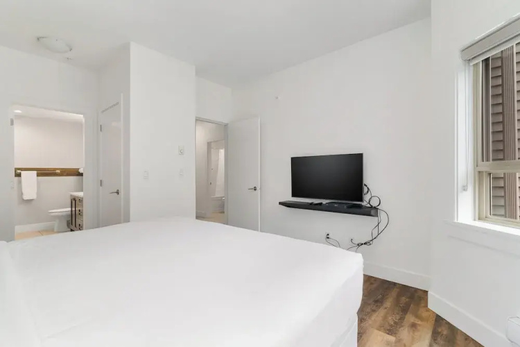 Chic Haven Stylish 3 Bedroom