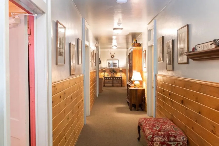 Waybury Inn