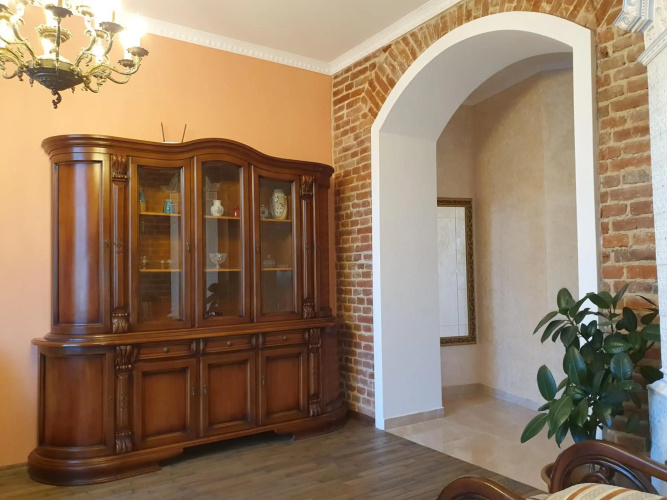 Apartamenti u Sheval'є.