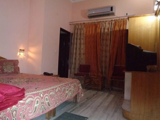 Hotel Laxmi Palace