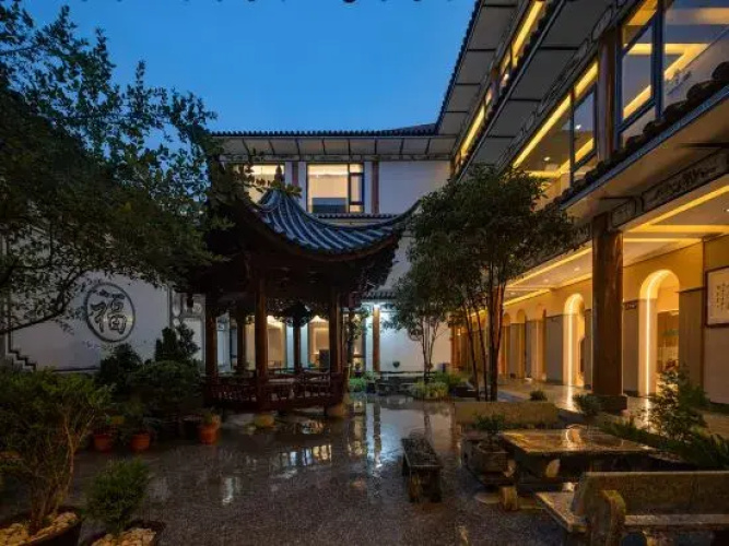 Dali Shuiyun College
