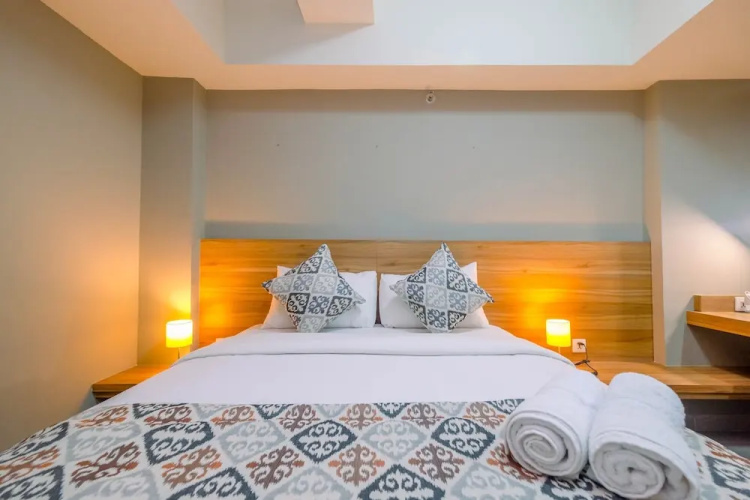 Comfortable 1BR Apartment at Mustika Golf Residence