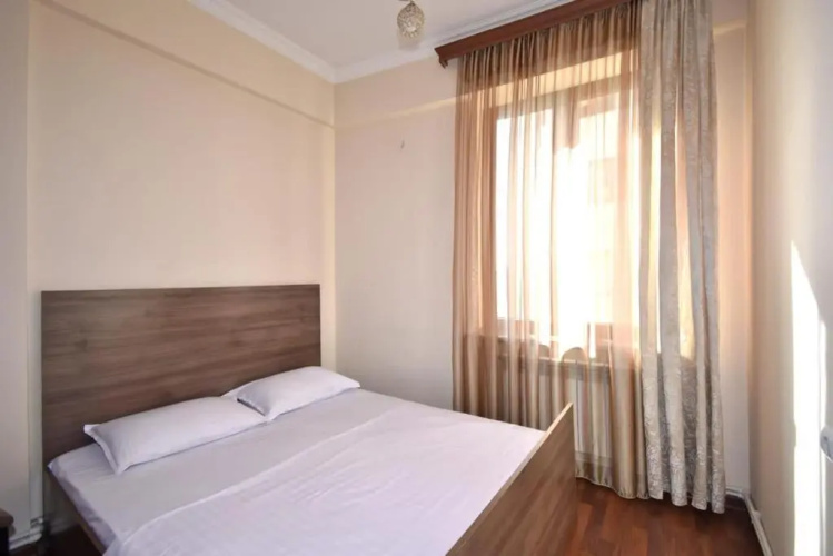 Mashtoc33 New apartment Yerevan center