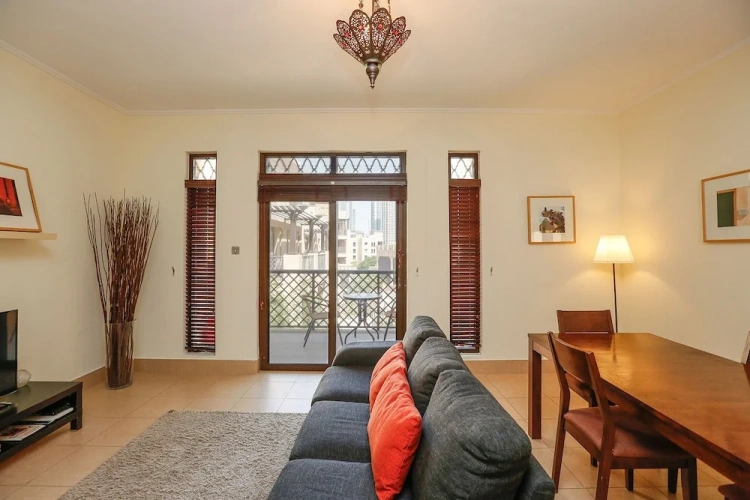 1 Bedroom Apartment
