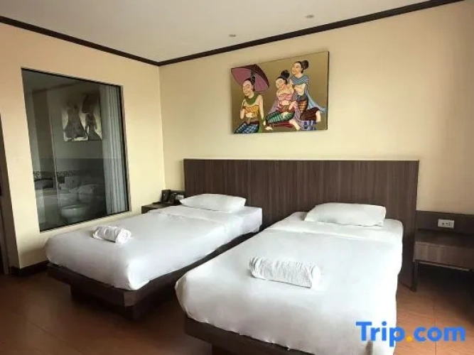 Standard Double room with city view