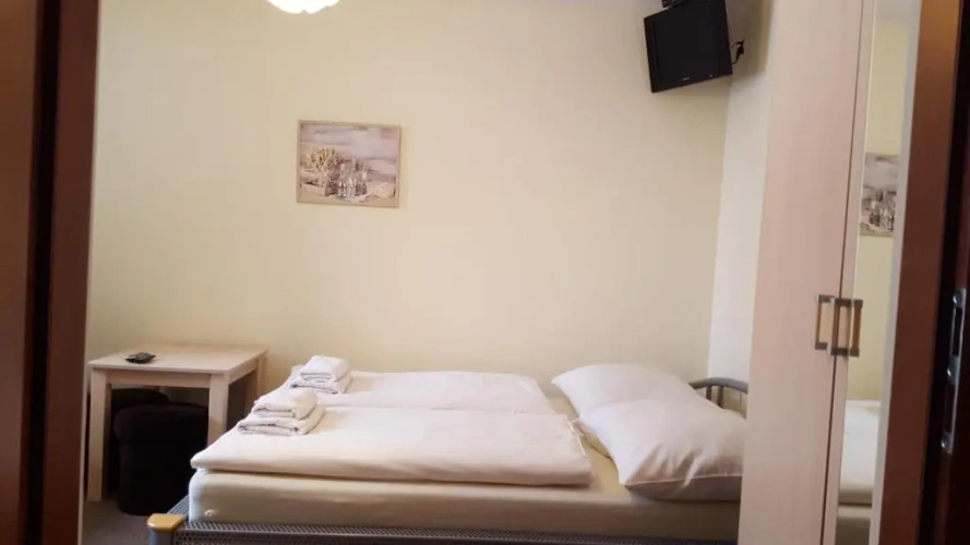Classic Triple room
