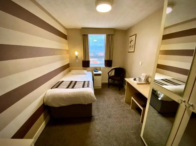 Standard Single room