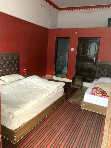 Deluxe Triple room with city view