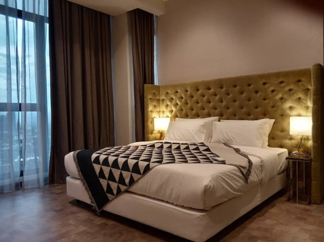 Expressionz Professional Suites by iHost Homes 2