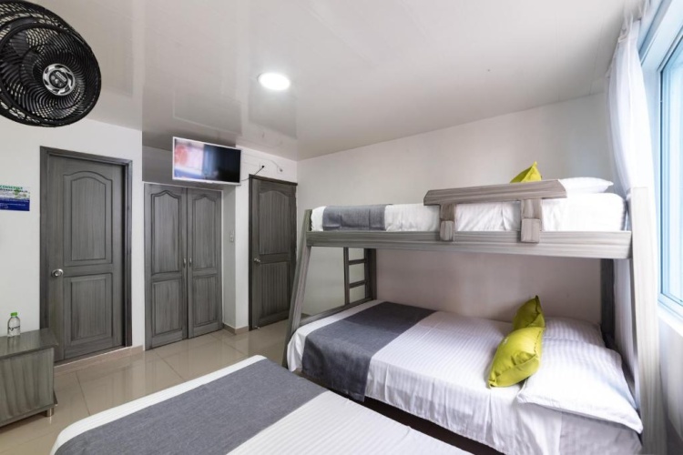 Standard Quadruple room