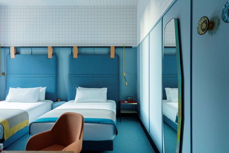 Room Mate Giulia Hotel