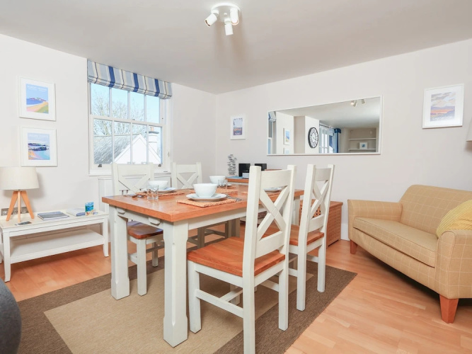 15 Combehaven