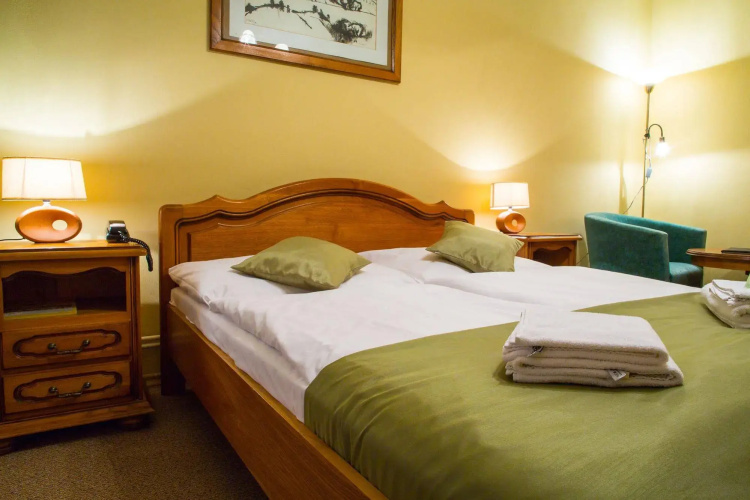 Hotel Satelit