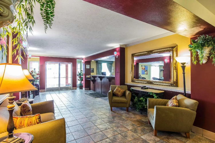 Comfort Inn & Suites