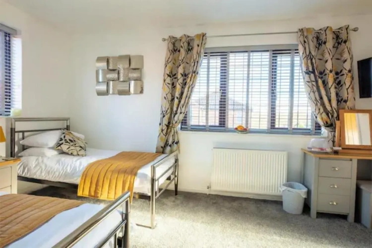 Standard Twin room