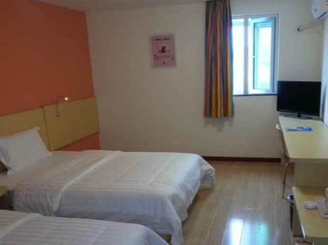 Ranz Hotel