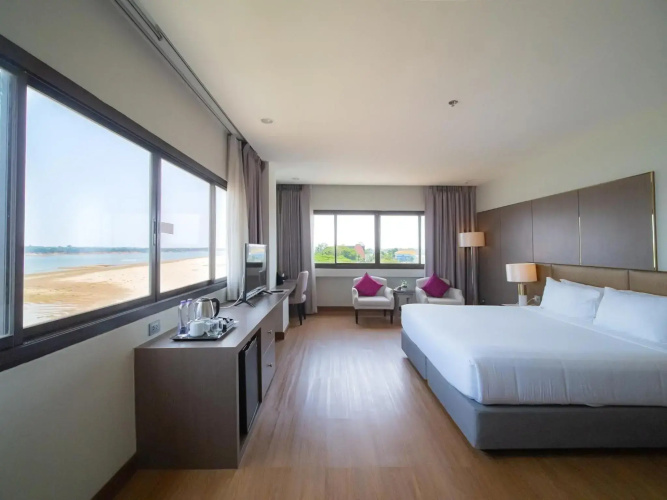 Fortune River View Hotel Nakhon Phanom