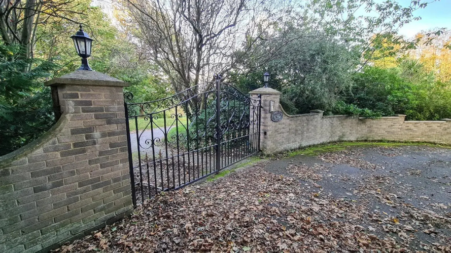 Summerfields House