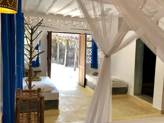 Zanzistar Lodge