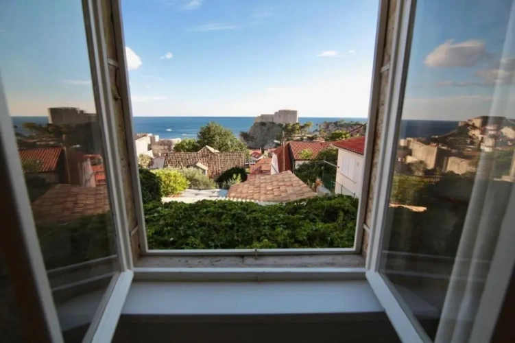 1 Bedroom Comfort Apartment with sea view