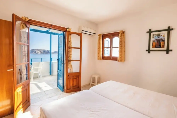 1 Bedroom Apartment with balcony