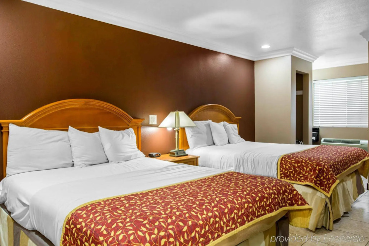 Rodeway Inn