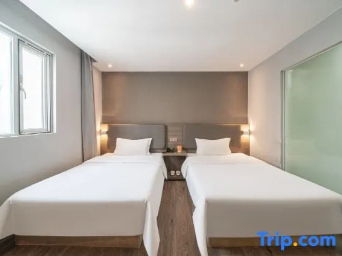 Economy Twin room