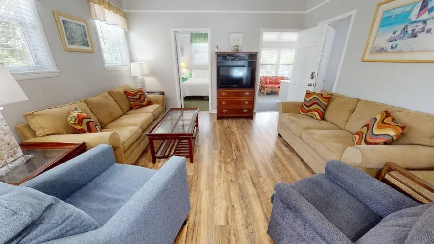 Beach Nugget by Tybee Vacation Rentals