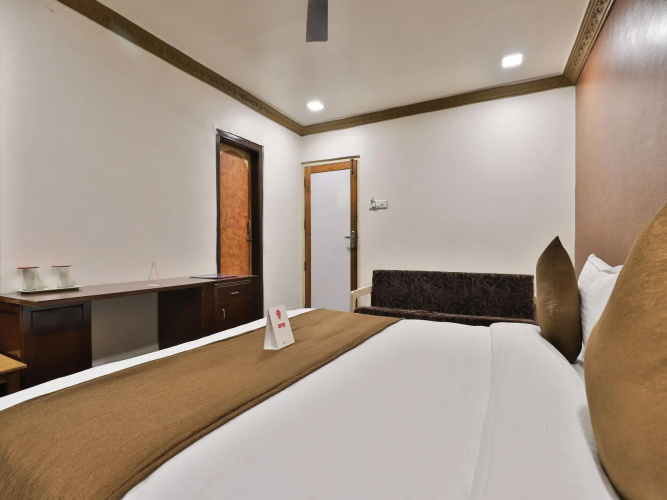 OYO 2286 Hotel Bridge