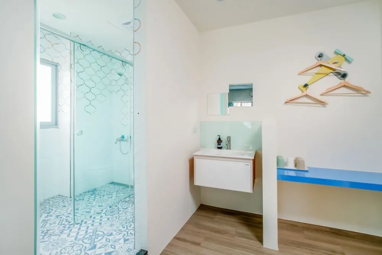 Standard Quadruple room with balcony