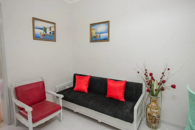 Eleni Apartments