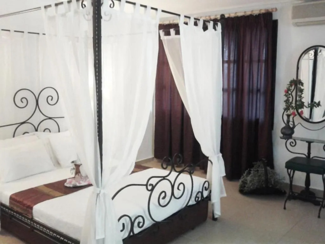 Esperides Hotel