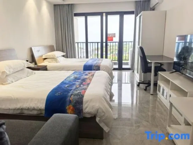 Standard Twin room with sea view