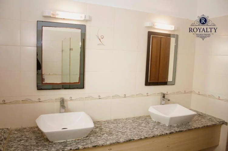 StayPlus Nyali Beachfront Apartment - s3
