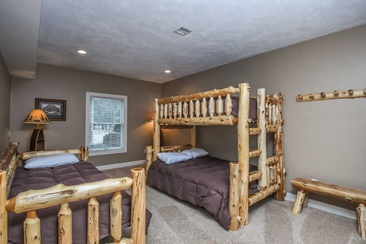 Black Bear Lodge by Taylor Made Deep Creek