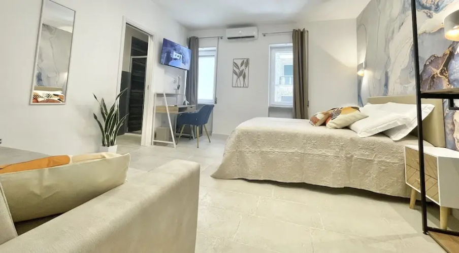 Barirooms - Murat Suites