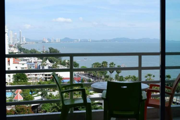 Viewtalay Beachfront by ND