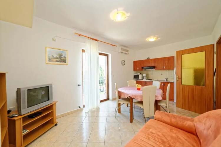 Apartments Klaudio