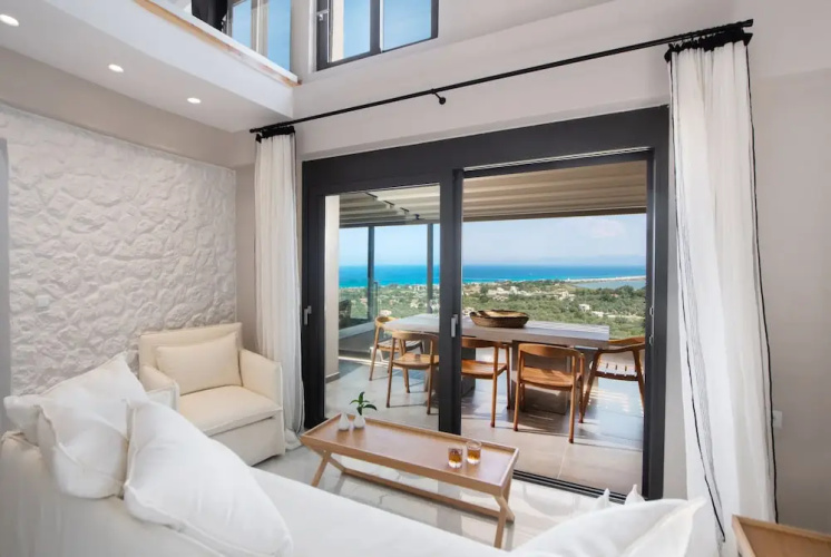 Halcyon Deluxe Maisonettes Sea View
