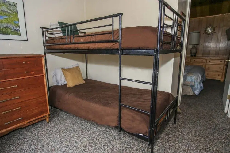 Moonridge Retreat