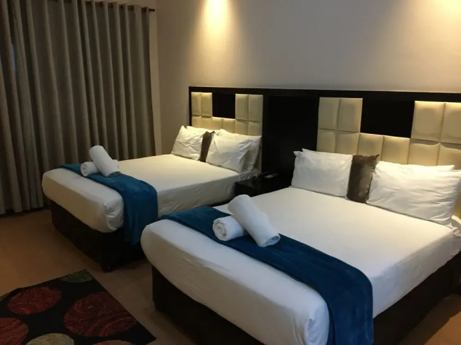 Al Hamra Hotel