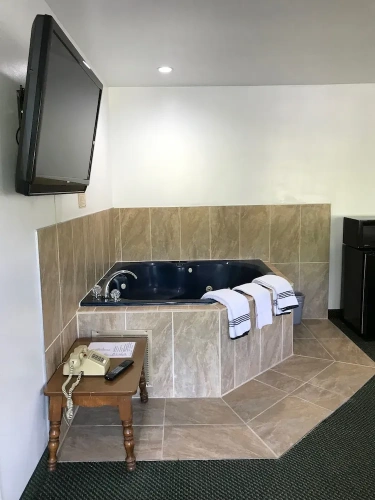 Standard Double Suite