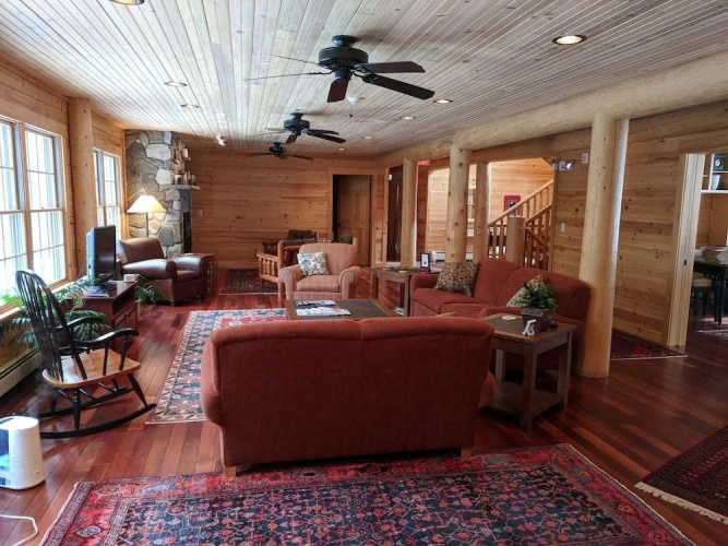 Hostel Of Maine