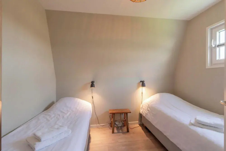 Holiday Home Callantsoog With Jacuzzi