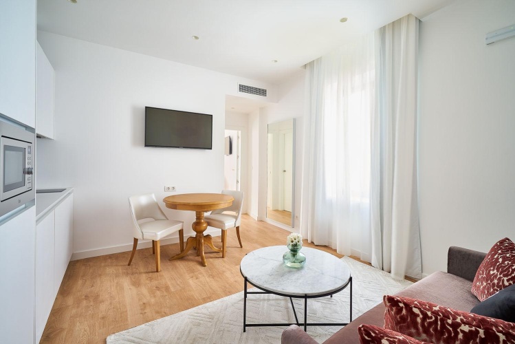 1 Bedroom Double Suite