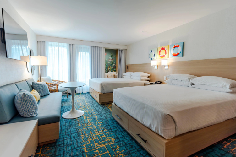 Howard Johnson by Wyndham Anaheim Hotel & Water Playground photo 6