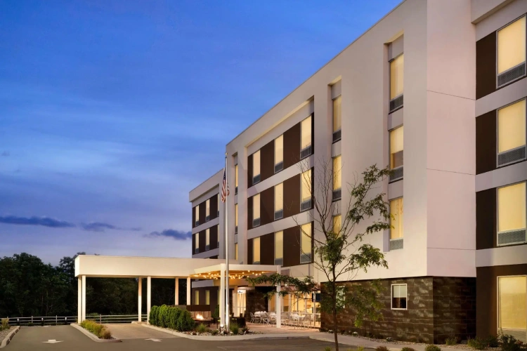 1 Bedroom Suite
