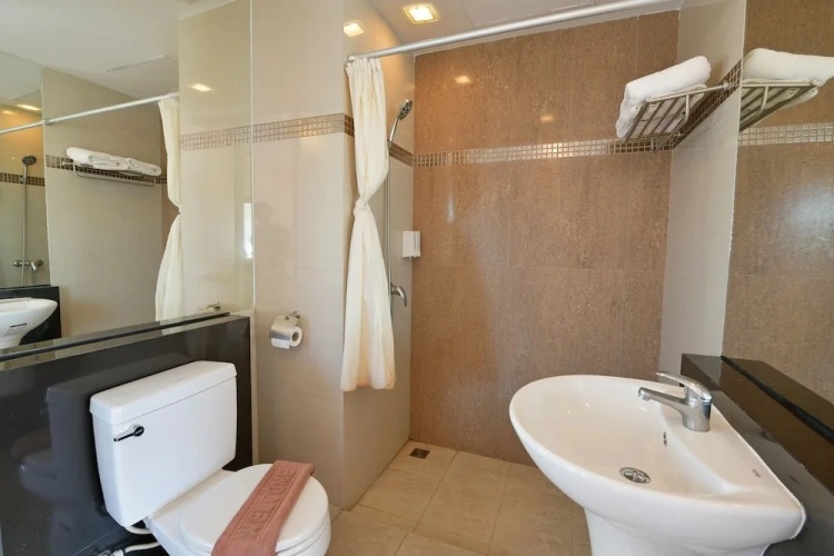 Triple Family Suite