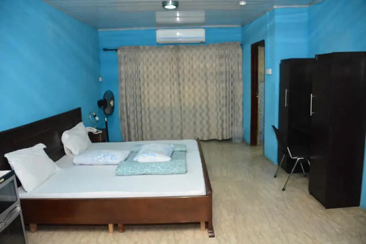 Queens way Resorts