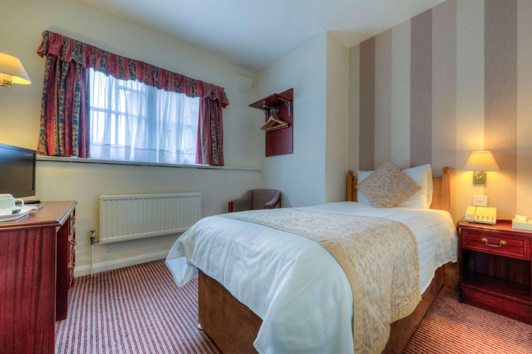 Standard Single room